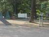 Una beagle sul podio della gara di obbedienza